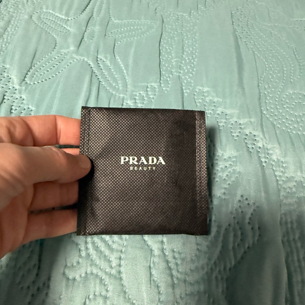 Prada Gold and Red Beauty Charms - Picture 6 of 7